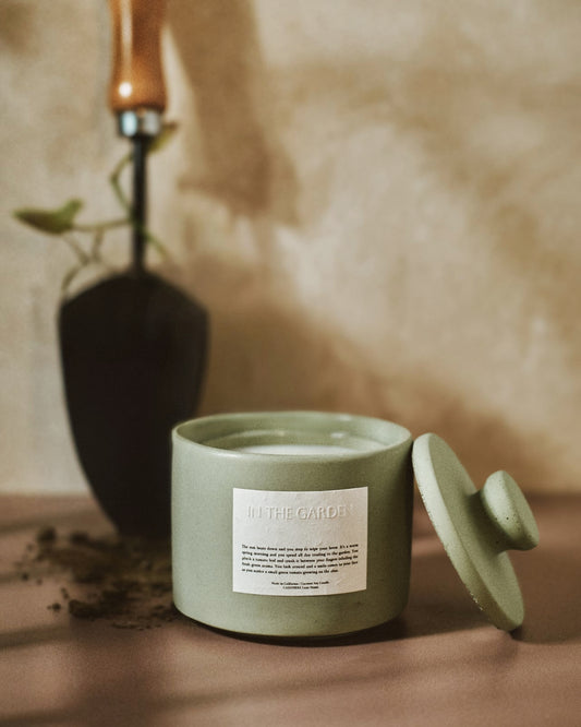 In The Garden Luxury Concrete Jar Candle